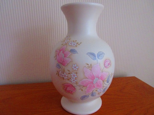 Staffordshire vase aldridge - staffordshire,