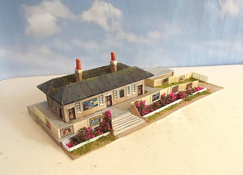 Gauge model railway station - gauge,