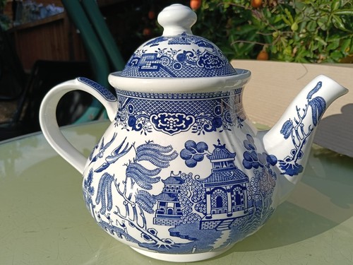 Churchill england blue willow - churchill,
