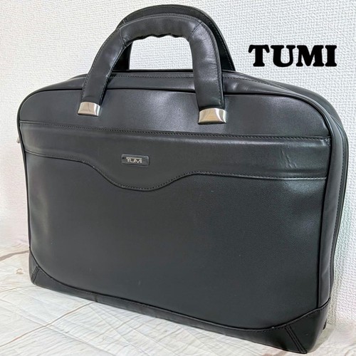 Excellent condition tumi - condition,