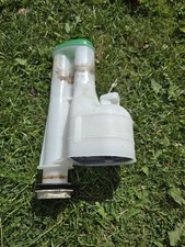 Toilet Sipons Oblong Or Round MACDEE Cistern Flush System Fittings