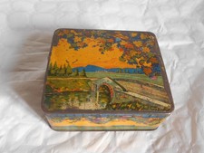 Vintage sweet Tin box 1930s