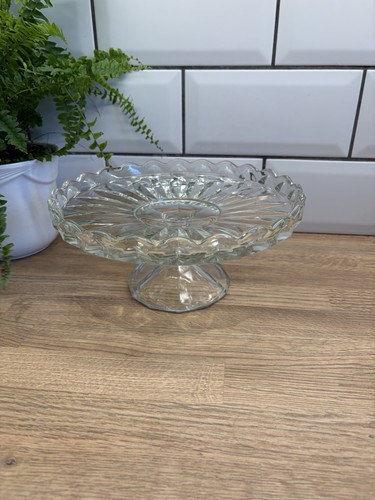 Vintage scalloped clear - clear, cut