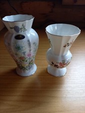 2 x Vintage Aynsley Wild Tudor/Somerset vases floral pinks violets cornflowers