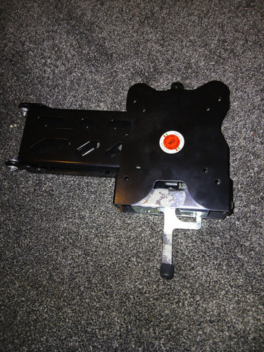 Project 2000 wall mounted - project,