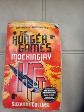 Hunger Games And Hunger Games Mockingjay Books