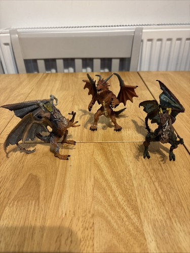 Trio inch plastic - of, dragon