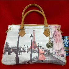 Ynot Eiffel Tower and cute