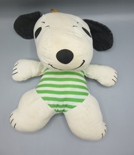 Vintage Peanuts Snoopy Green