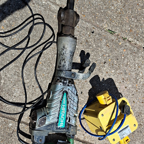 Hitachi h65sb2 corded electric - hitachi,