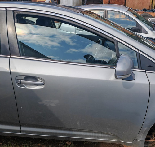 Toyota avensis driver - avensis,