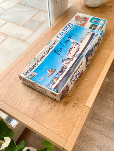 New revell jacques yves - new,