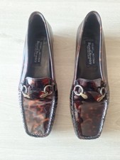Stuart Weitzman Russell &
