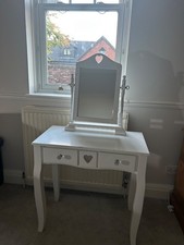 Children’s dressing table (with mirror and 2 drawers)