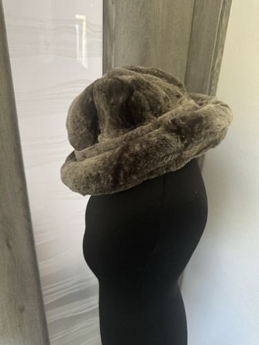 Vintage gilly forge london fur - london,