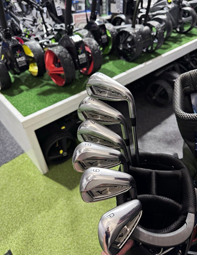 Mizuno jpx 921 - hot, iron