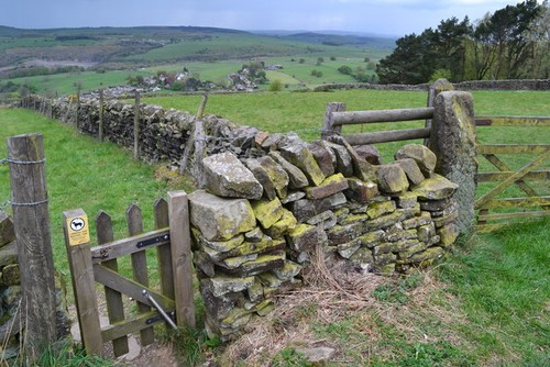 Photo 6x4 footpath gate above - 6x4,