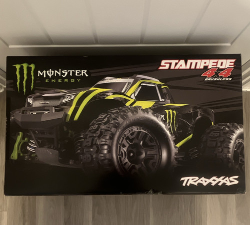 Unopened traxxas stampede 4x4 - unopened,