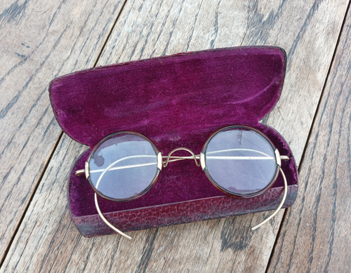 Vintage round wire rim - vintage,
