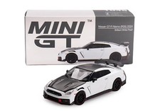 1:64 TRUESCALE Nissan Gtr (35)