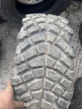 1x Tyre Tread 255 65 16 Off