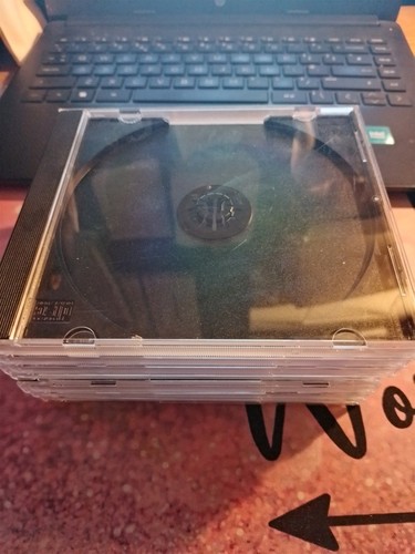 Empty jewel cases with - 7,