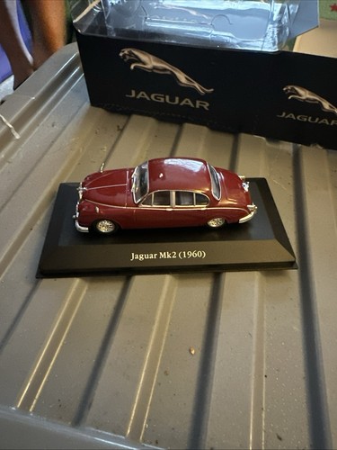 Jaguar mk2 1960 diecast - jaguar, model