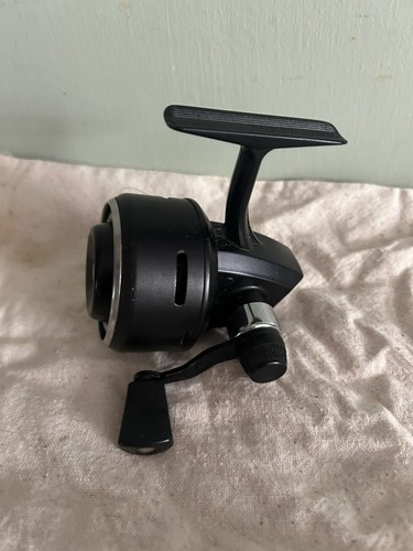 Abu 501 closed face reel - 501,