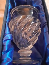 LALIQUE  STUNNING CLEAR OR  FROSTED VASE BEAUTIFUL CRYSTAL