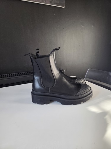 Chunky chelsea boots black - boots, toe