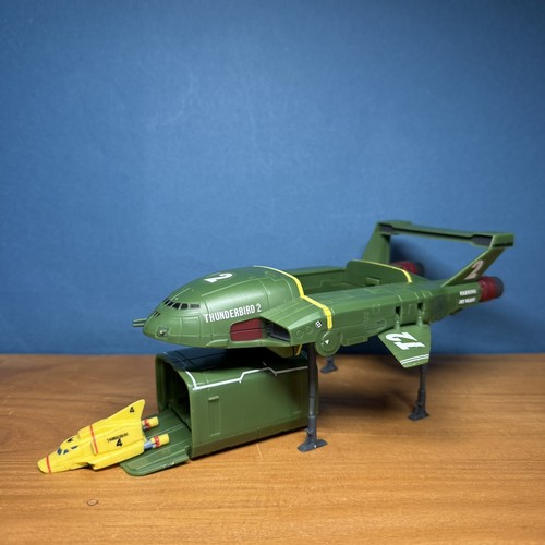 Thunderbird toy 2015 - +, itv