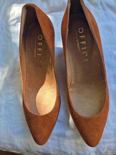 Beautiful amber mustard colour - beautiful,