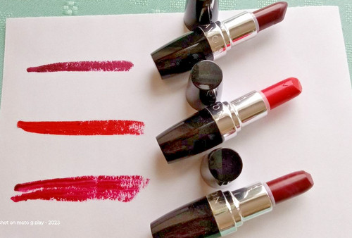 Avon lipstick trio - avon, trio,