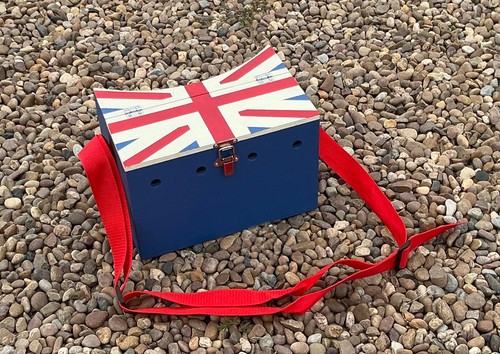 Ferret bow back carry box - back,