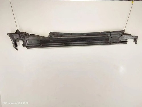 Touareg 7p5 right underbody - 7p5,