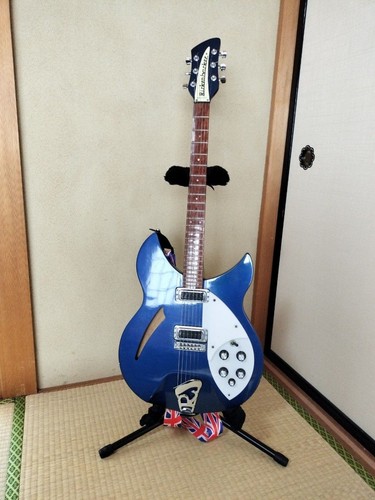 Rickenbacker 330 midnight - 330, blue