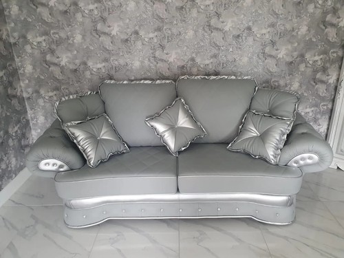 Kensington pendragon sofa - pendragon, in