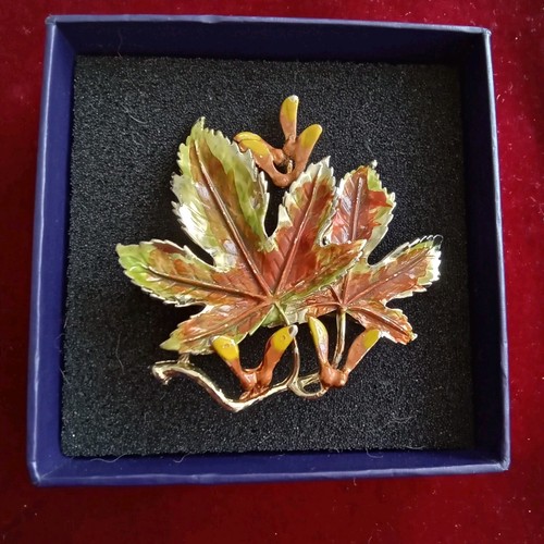 Vintage jewellery exquisite - vintage,