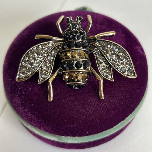 Bee brooch gift - brooch, pin