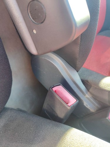 Front right seat - seat, anchor