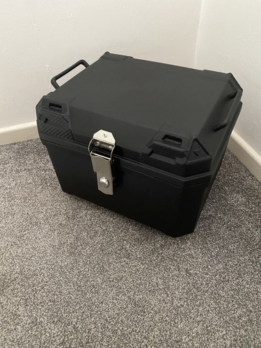 Motorcycle tail box top - tail,