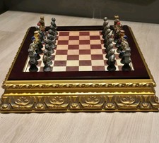 Medieval Times Crusades Busts PAINTED Men Chess Pieces Set Gold Gilt Board