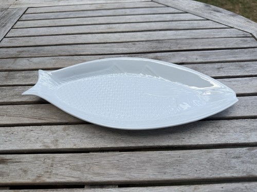 Royal norfolk fish serving - norfolk,