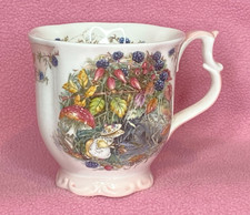 Royal Doulton Brambly Hedge AUTUMN Beaker Tea Cup England Jill Barklem 1983
