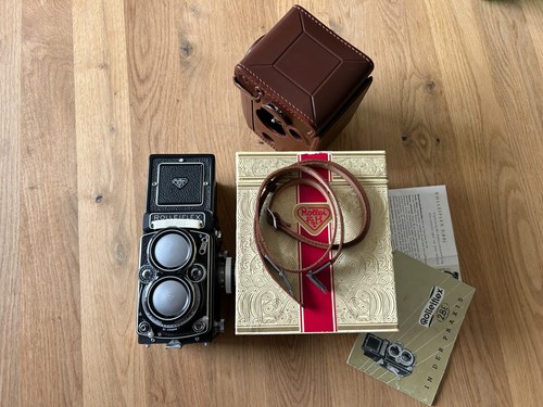 Rolleiflex with zeiss - 2.8,