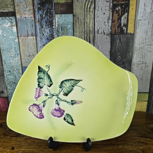 Stunning vintage handpainted - stunning,