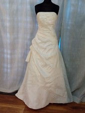 Wedding dress size 14 ivory