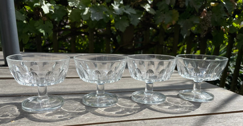 Vintage arcoroc france footed - arcoroc,