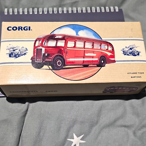 Corgi leyland tiger - leyland,