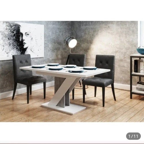Extendable dining table - extendable,